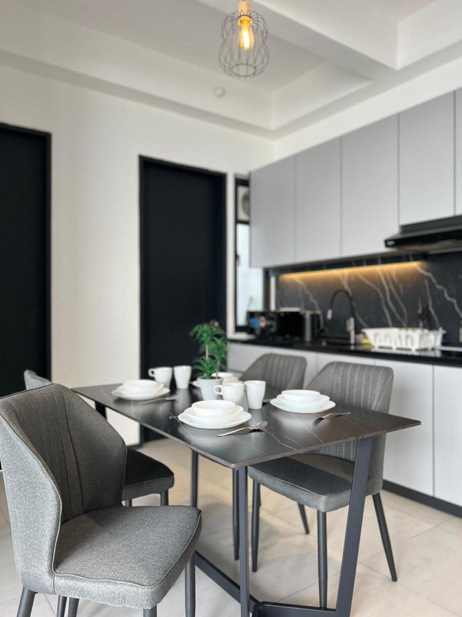 Urban Suites Two Or Three Bedroom Georgetown By Anc Jelutong 외부 사진