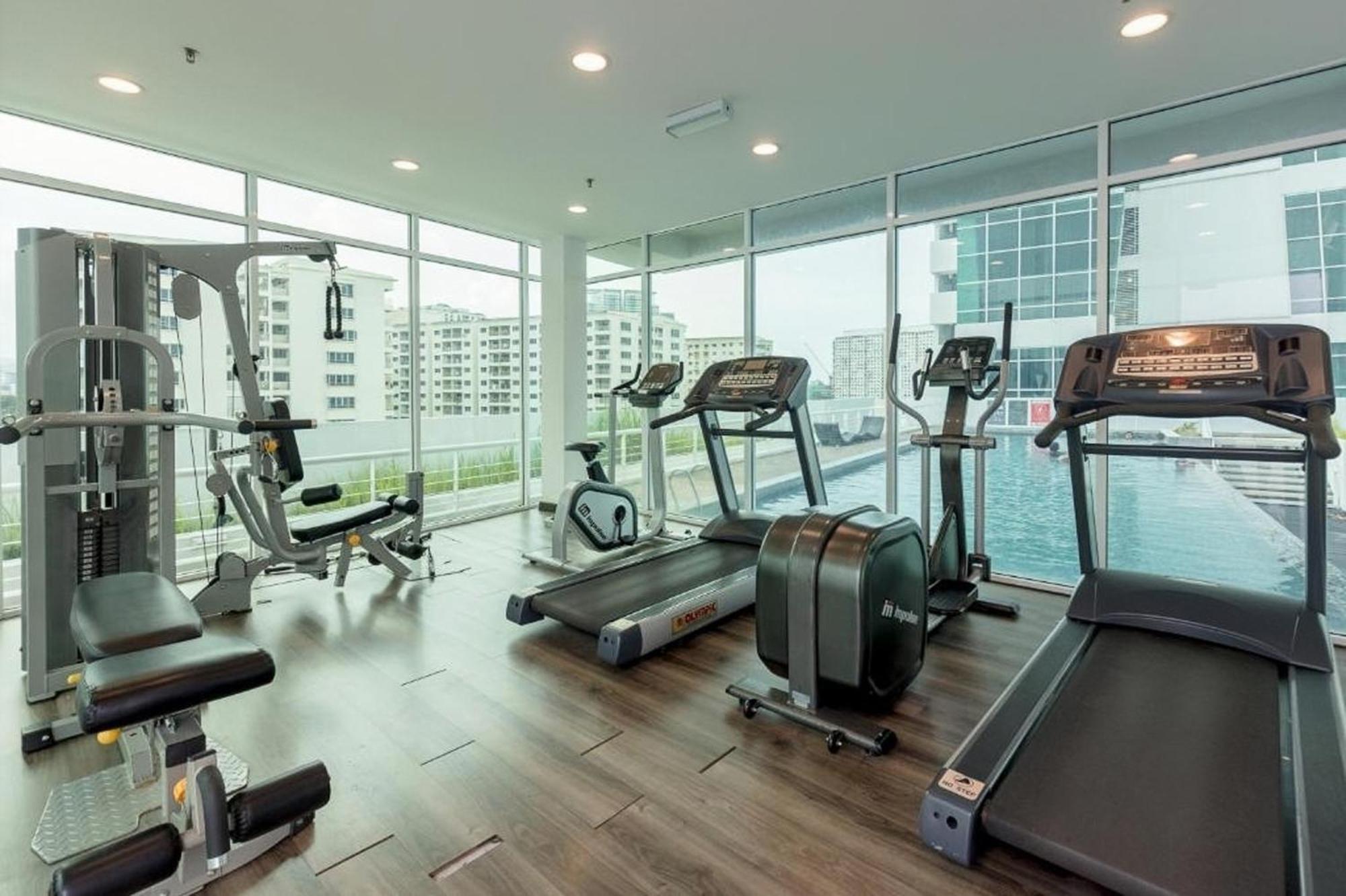 Urban Suites Two Or Three Bedroom Georgetown By Anc Jelutong 외부 사진