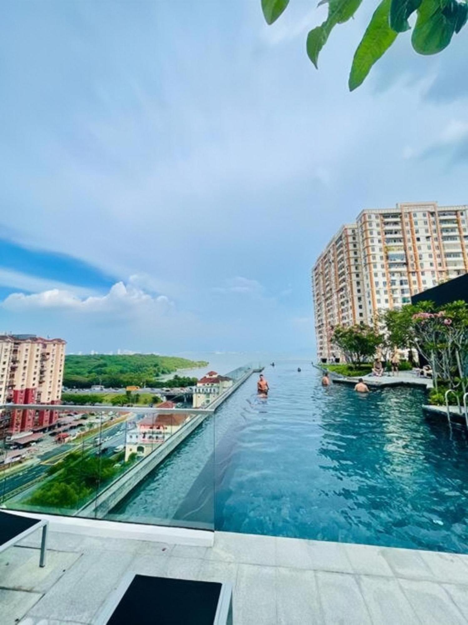 Urban Suites Two Or Three Bedroom Georgetown By Anc Jelutong 외부 사진